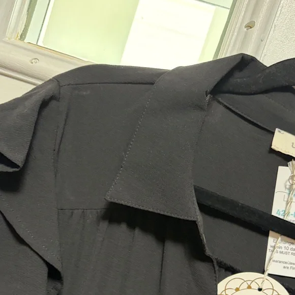 Umgee Black Long-Sleeve Tiered Maxi Dress with Ruffle Shoulders - Picture 5 of 9